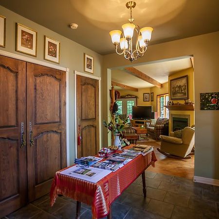 La Chaumiere De L'Anse Bed and Breakfast Mont-Tremblant Eksteriør billede