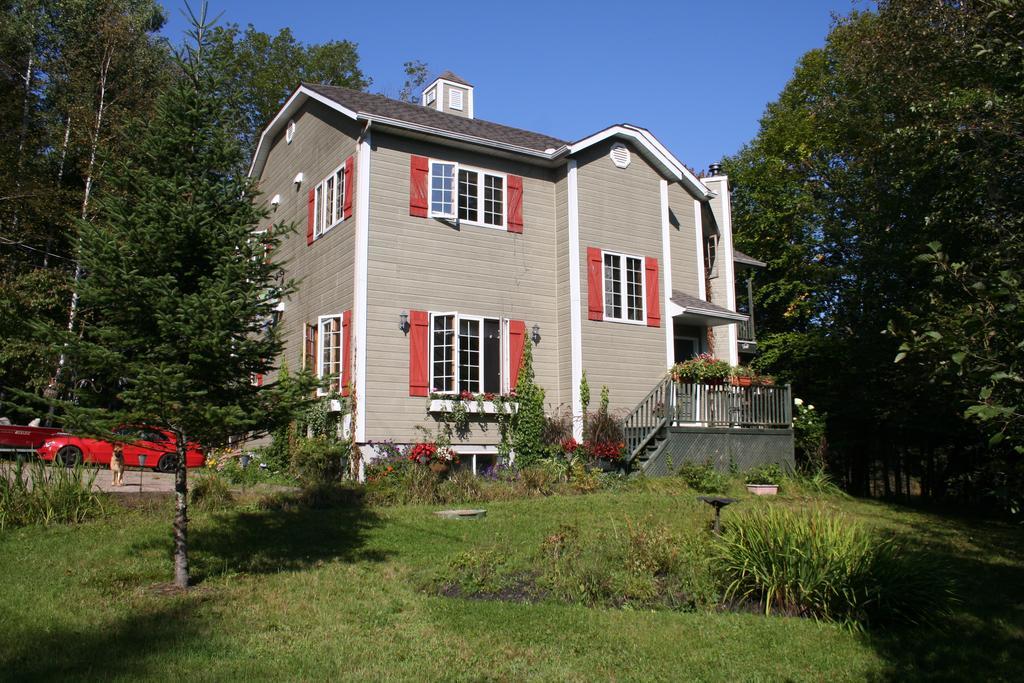 La Chaumiere De L'Anse Bed and Breakfast Mont-Tremblant Eksteriør billede
