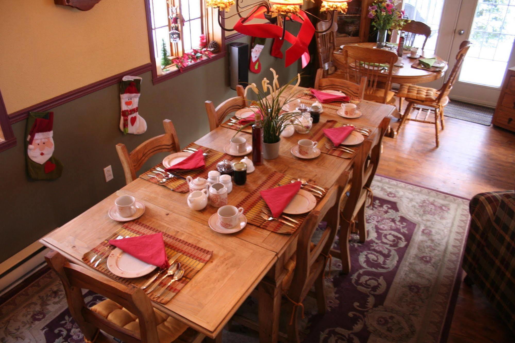 La Chaumiere De L'Anse Bed and Breakfast Mont-Tremblant Eksteriør billede